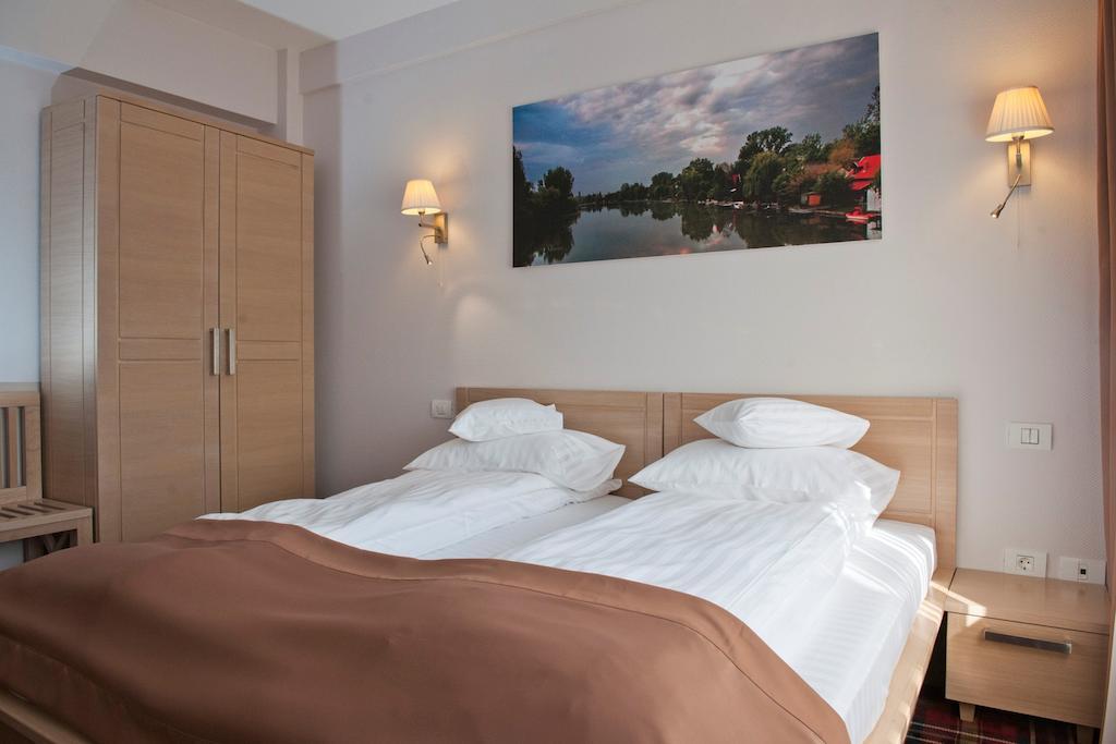 Hotel Leon & Spa أراد الغرفة الصورة